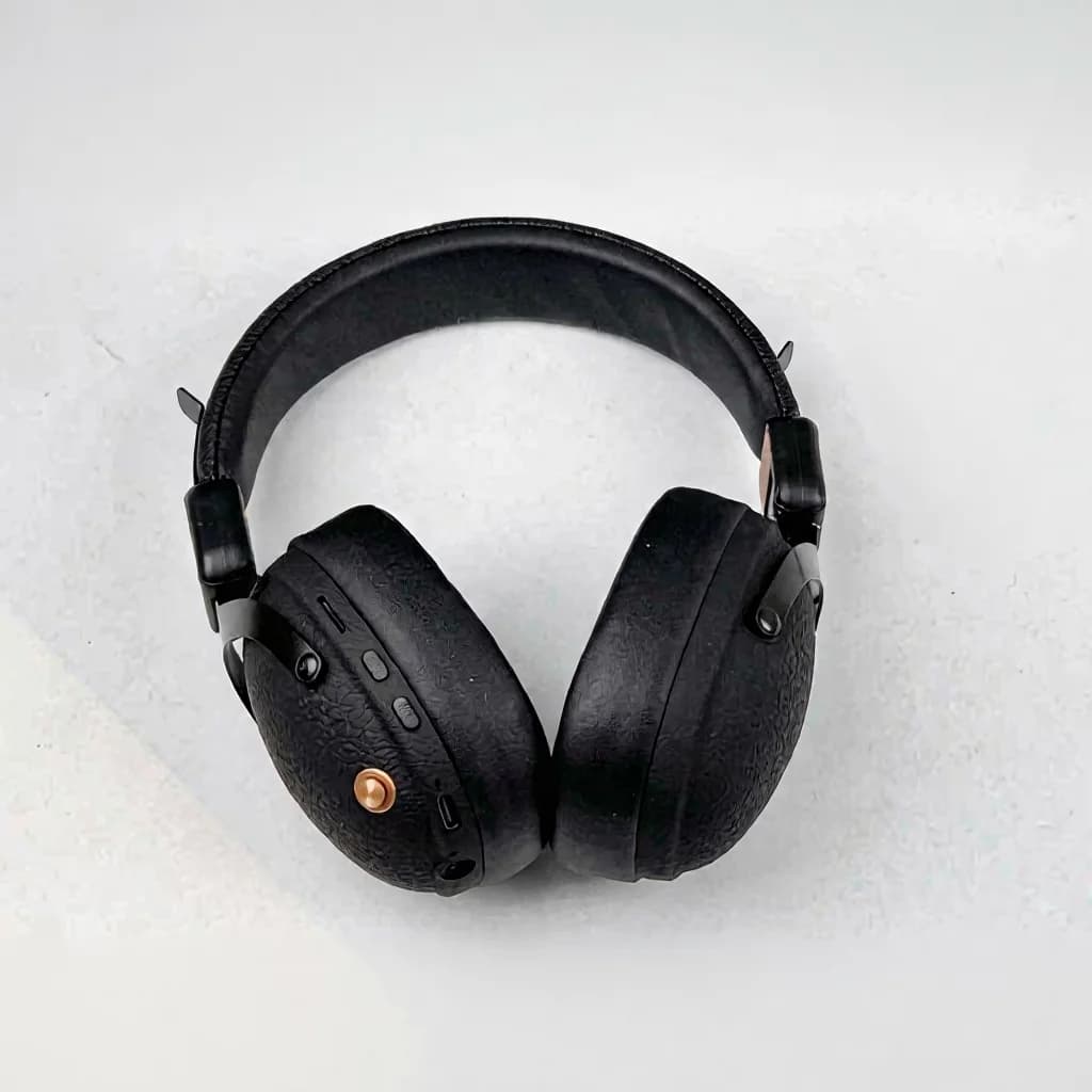 Retro bežične slušalice s Bluetoothom 5.4 i dugim vijekom trajanja baterije