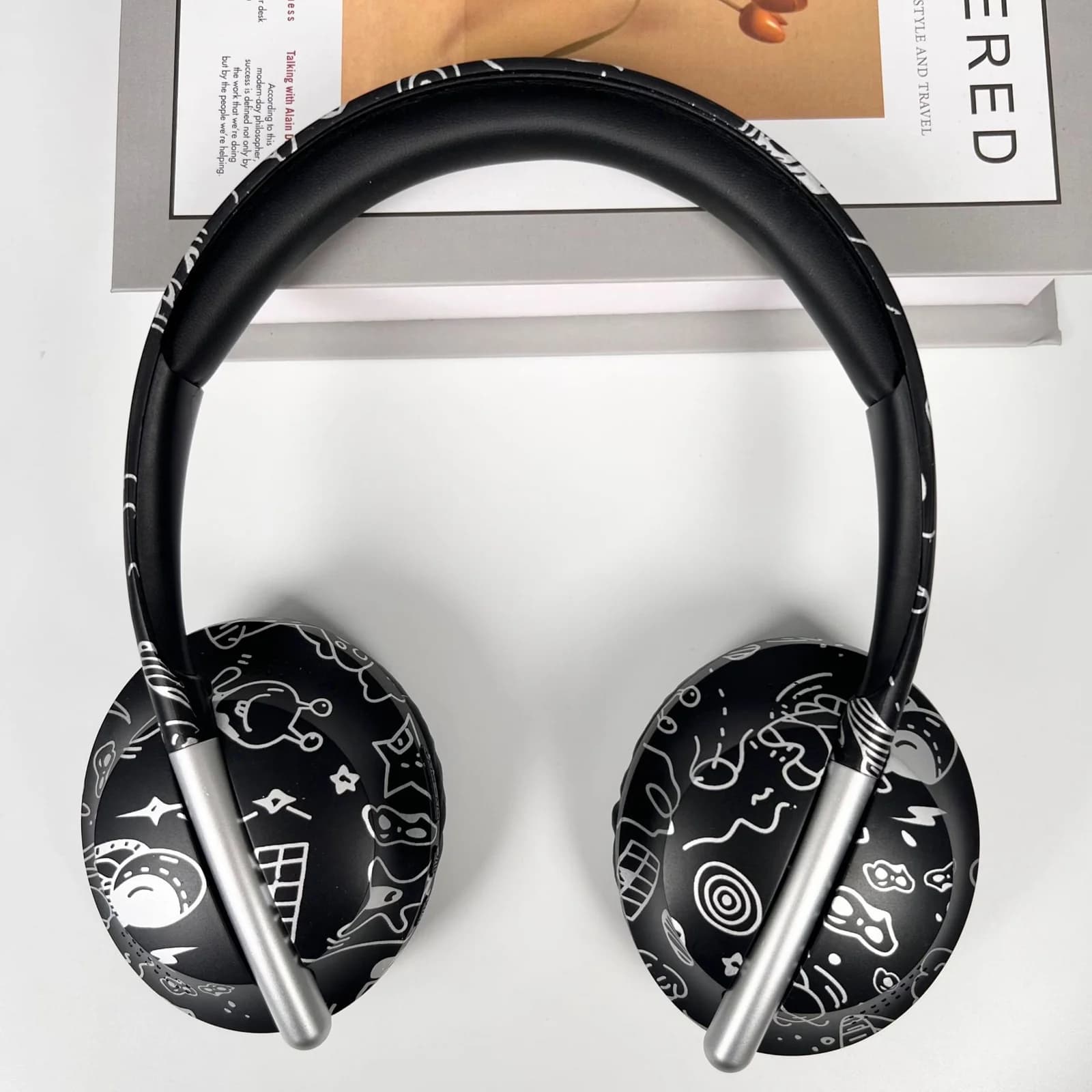 Bluetooth slušalice preko uha s utorom za TF karticu i bežičnom povezivošću
